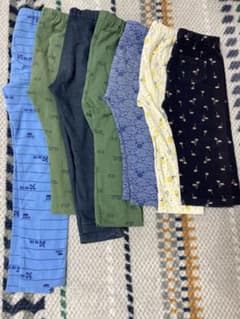 ユニクロ　パンツ　まとめ売りのサムネイル