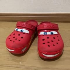 crocs  カーズ　マックイーン　サンダル　18.5㎝　光るのサムネイル