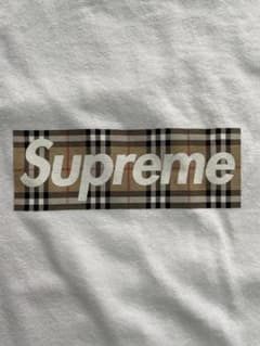 758】supreme Burberry Box Logo Tee - メルカリ