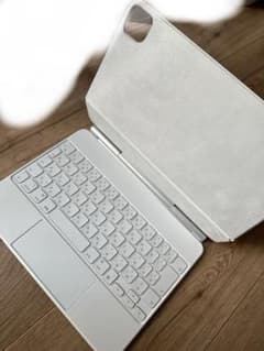 純正 magic keyboard iPadAir第5世代用のサムネイル