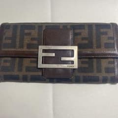 FENDI 長財布のサムネイル
