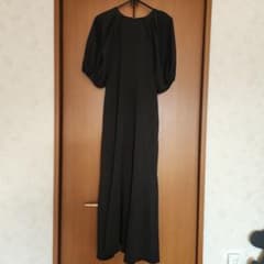 ブラック 半袖 ロングワンピースのサムネイル