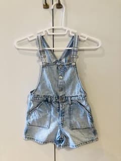 ZARA デニムオーバーオールショートパンツ 3-4歳のサムネイル
