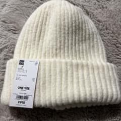 GU オフホワイト ニットONE SIZEのサムネイル