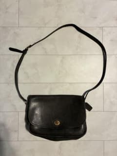 OLDCOACH ブラックレザー ショルダーバッグのサムネイル