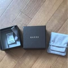 GUCCIのサムネイル