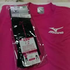 最終値下げ☆MIZUNO☆T シャツS☆新品ソックスのサムネイル