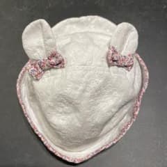 【美品】ベビー帽子　44cm 花柄のサムネイル