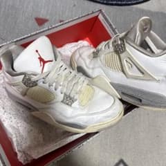 即購入可能！NIKE AIR JORDAN4 AJ4 ホワイト　テックグレーのサムネイル