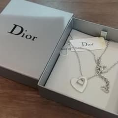 Dior ディオールのサムネイル