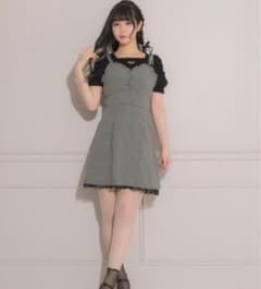 pium パールストラップフリルキャミワンピースのサムネイル