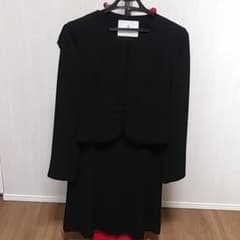 ブラックフォーマル 喪服 スーツのサムネイル