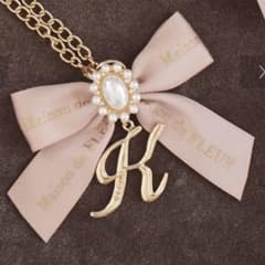 Maison de FLEUR イニシャルチャームのサムネイル