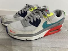 NIKE AIR MAX 90 SE “Evolution of Icons”のサムネイル