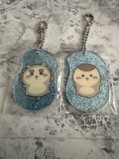 ちいかわ くりまんじゅう ラッコ アクリルキーホルダー 2種のサムネイル