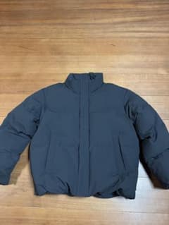 2025UNIQLO ユニクロシームレスダウンジャケット XL 黒 481608 - メルカリ