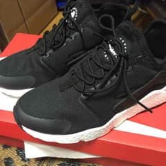 NIKE ハラチのサムネイル