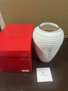 40 ヴァレンチノ GARAVANI Sango ドレープ花瓶 M 箱、説明書のサムネイル