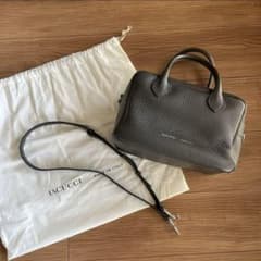 月末までSALE】IACUCCI イアクッチ ウマ ボストンバッグ - メルカリ