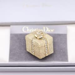 極美品❁︎ クリスチャンディオール ブローチ 立体 ギフト プレゼント