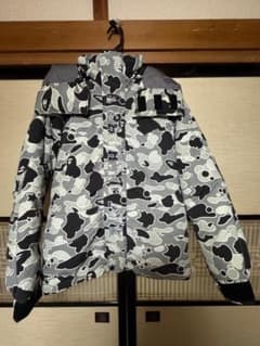 APE スター迷彩 スノボダウンジャケット ※難有ジャンク品※ - メルカリ