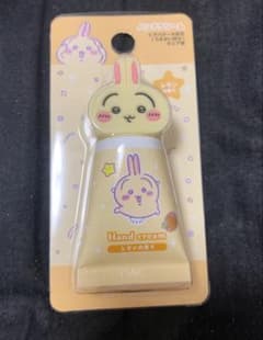 ちいかわ　うさぎ　ハンドクリームのサムネイル