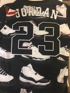 ジョーダン フォトンtシャツ メンズのサムネイル