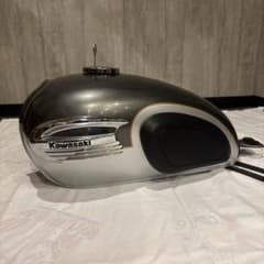Kawasaki W650 純正 ガソリンタンク キー付き 美品 カワサキ - メルカリ