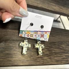 ピアス　十字架のサムネイル