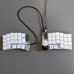 keyball46（トラックボール付き分割キーボード）のサムネイル