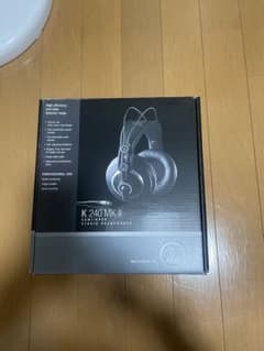AKG K 240 MK II スタジオヘッドフォンのサムネイル