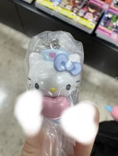 ガチャガチャ　キティ　ナースのサムネイル