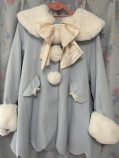 夢展望　サンリオコラボ　シナモロールコートのサムネイル