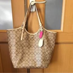 ごまちゃん様専用☆  COACH コーチ トートバッグのサムネイル