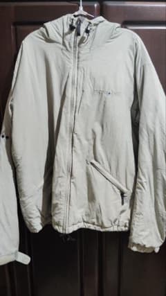 mont-bellマウンテンパーカーのサムネイル