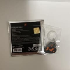 TXT MOA CON ギターピックチャーム スビンのサムネイル
