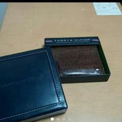トミー　ヒルフィガー財布のサムネイル