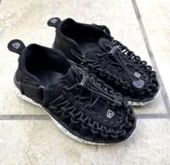 KEEN サンダル　16㎝  キッズ　キーン　ベビー　ブラック　ブラックのサムネイル