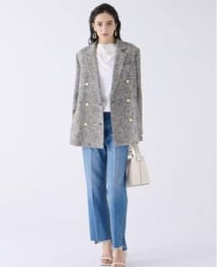 MilaOwen（ミラ オーウェン） 2サイズ金釦ダブルブレザ－のサムネイル