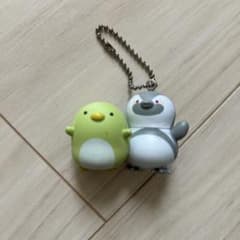 すみっコぐらし　ペンギン　ニフレル　カプセルトイ キーホルダー付き