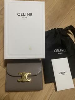 CELINE 三つ折り財布 カーキ色のサムネイル