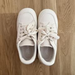 PANSY パンジー 23cm スニーカーアイボリー厚底 軽量 新品 レディースのサムネイル