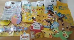 ポケモン　袋　紙製サンバイザー　定期券　バッチのサムネイル
