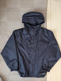 90〜00's オールドUNIQLO ナイロンジャケットのサムネイル
