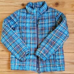 UNIQLO　ジャンパー　140㎝のサムネイル