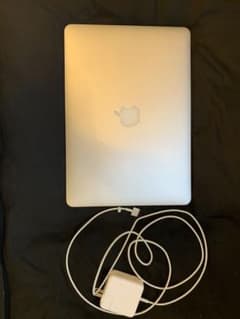 APPLE MacBook Airのサムネイル