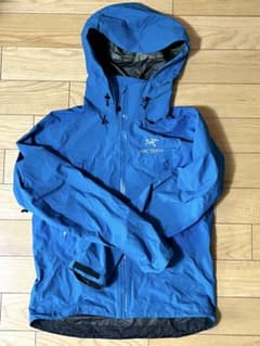 超メルカリ市期間限定価格【ARC ́TERYX】Beta LT Jacket M ARC'TERYX BETA LT Hybrid jacket GORE-TEX - メルカリ