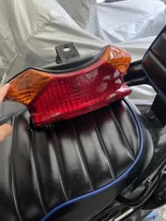 アドレスv125s 純正テールランプのサムネイル