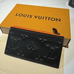 【新品未使用、箱付】LOUIS VUITTON コインカード•ホルダーのサムネイル