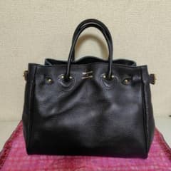 YOUNG&OLSEN　EMBOSSED LEATHER BELTED TOTEのサムネイル